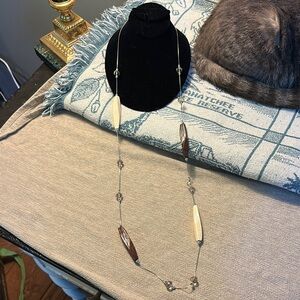 Elegant Silver Women's Necklace